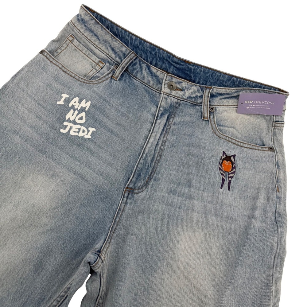 Her Universe Star Wars Ahsoka Mom Jeans Womens 11 (32x30)I Am No Jedi Light Wash